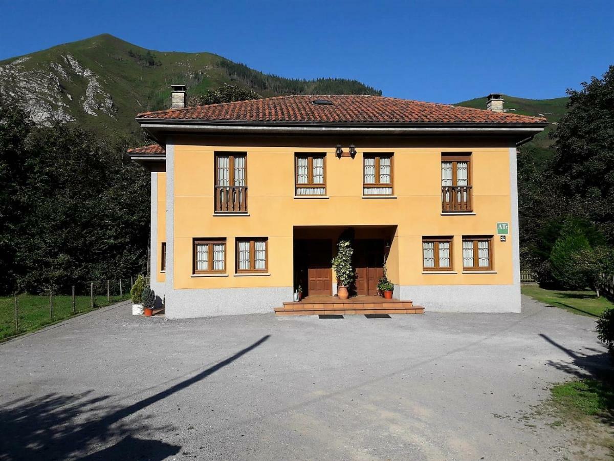 La Vega Del Sella Villa Cangas de Onis Exterior photo